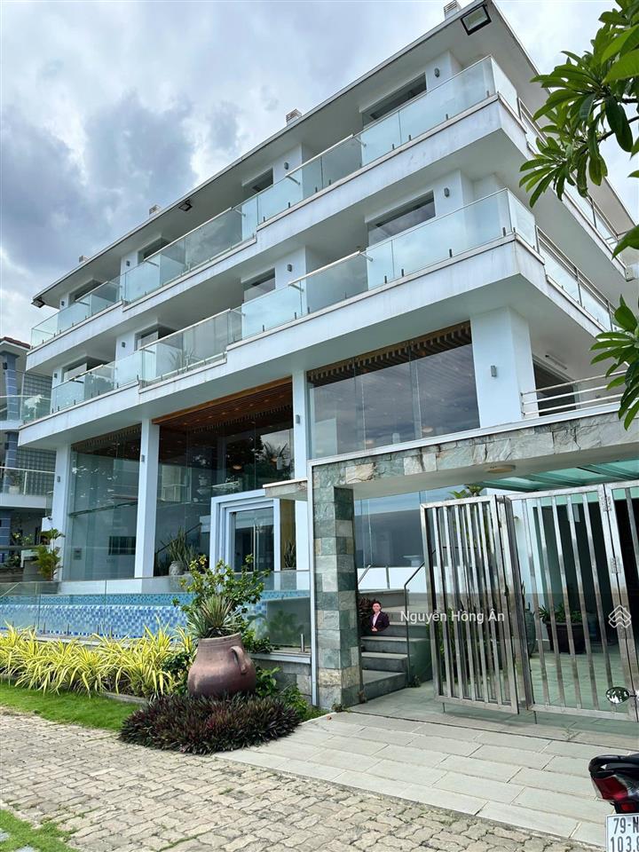 Bán biệt thự 3 tầng vị trí vip  trực diện biển nha trang kđt an viên nha trang  300 tỷ