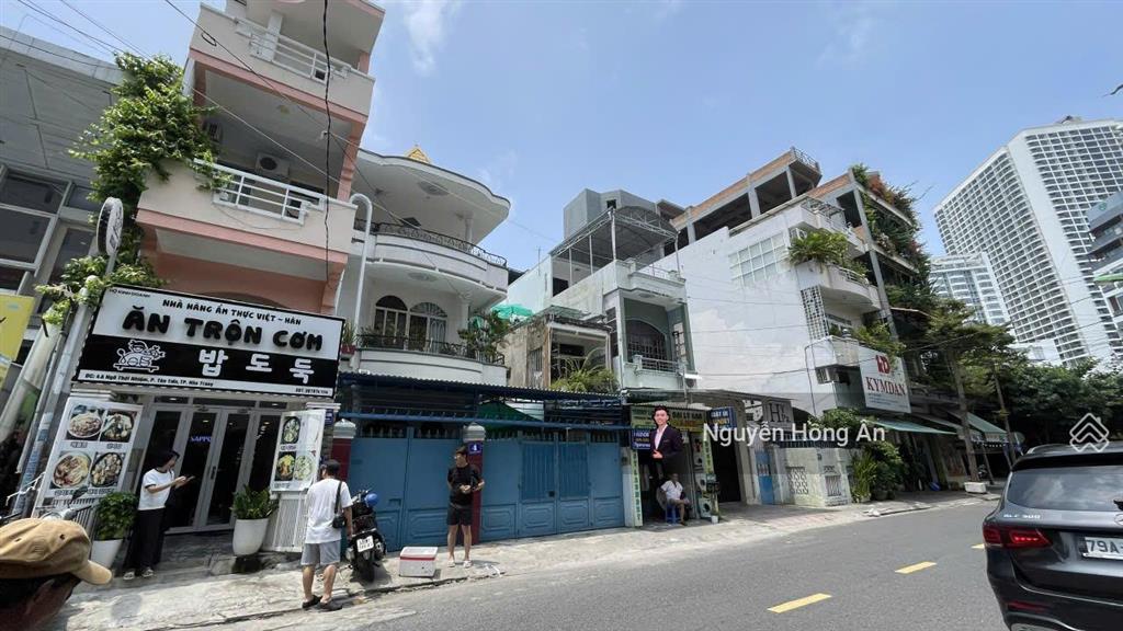 Bán nhà 4t mặt tiền ngô thời nhiệm phố tây nha trang, cách biển 500m, kinh doanh sầm uất, 15,9 tỷ