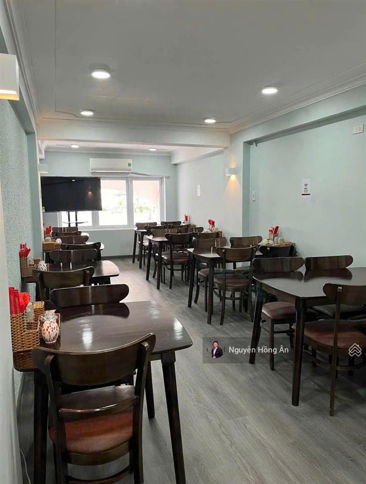 Bán nhà 4t mặt tiền ngô thời nhiệm phố tây nha trang, cách biển 500m, kinh doanh sầm uất, 15,9 tỷ