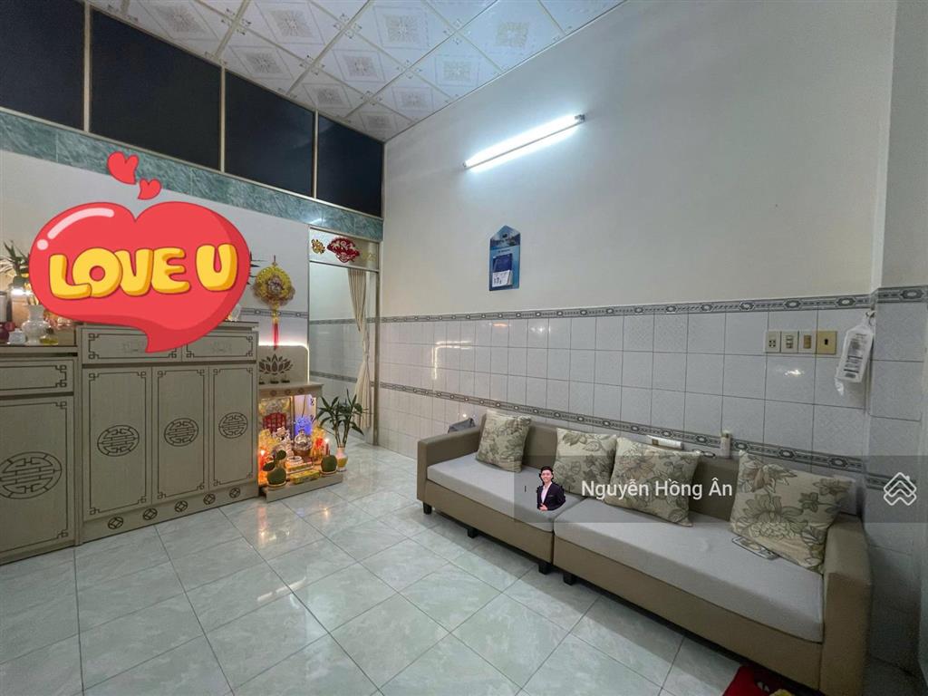 Bán nhà cấp 4 mới đường hoàn kiếm dt 61,2m2, đường ô tô 7m, kdc đông đúc, gần chợ, giá 7,8 tỷ tl