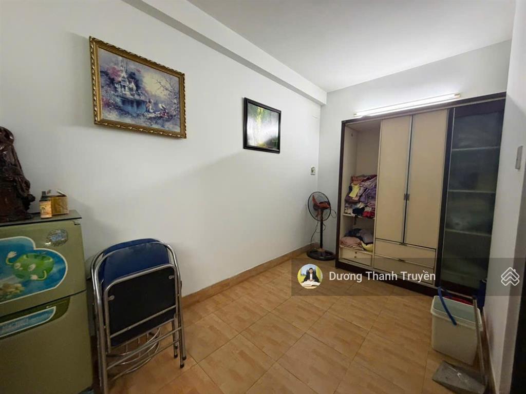 Hạ giá bán nhanh nhà 3 tầng mặt tiền ngô đức kế cạnh chợ xóm mới, vị trí đắc địa, giá 13,5 tỷ