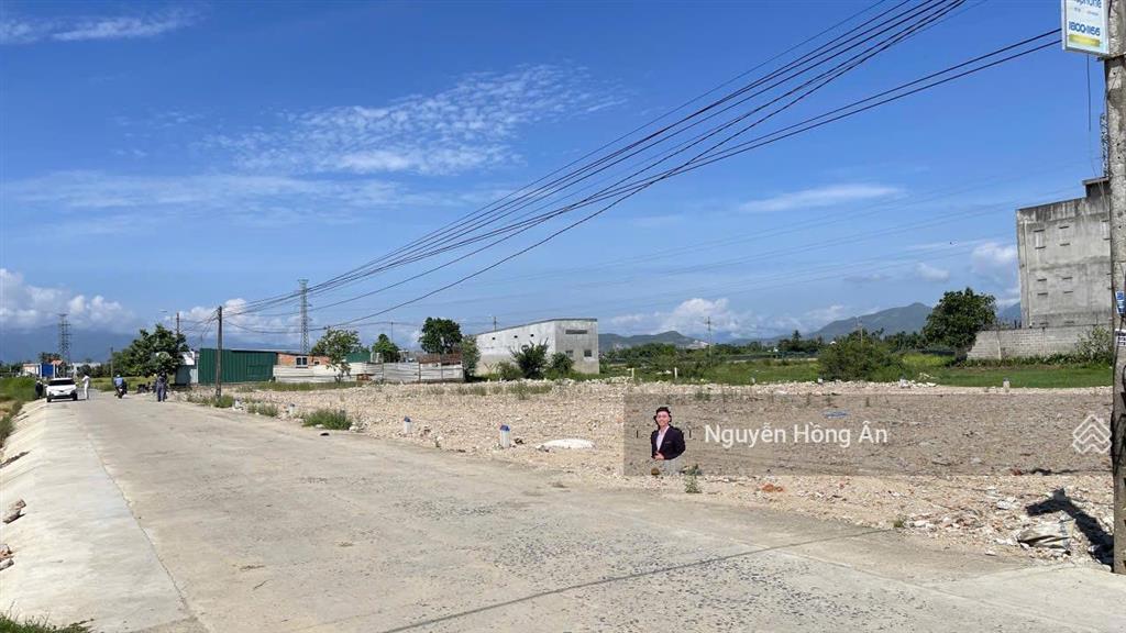 Bán đất mặt tiền hương lộ 45 thôn trung, vĩnh phương, vuông vức, sổ riêng từng lô, giá từ 1,5 tỷ