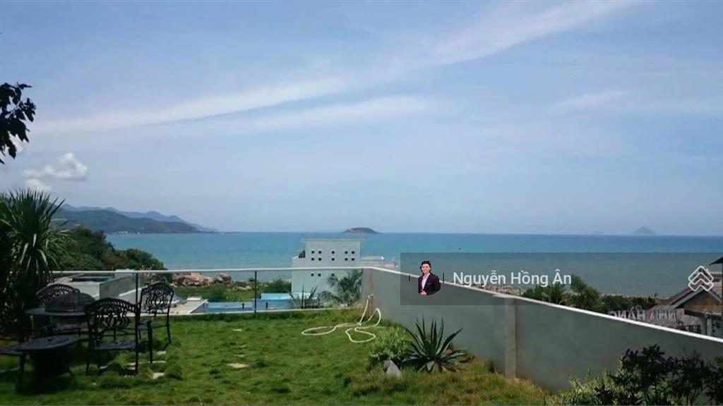 Bán tòa căn hộ 7 tầng view biển cạnh đại học nha trang, dòng tiền 50 triệu/tháng, giá 49 tỷ có tl