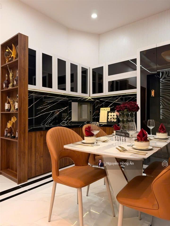 Bán gấp villa mini ngang 10m trung tâm nha trang chủ đi úc, full nội thất, giá chỉ 3 tỷ 390 triệu