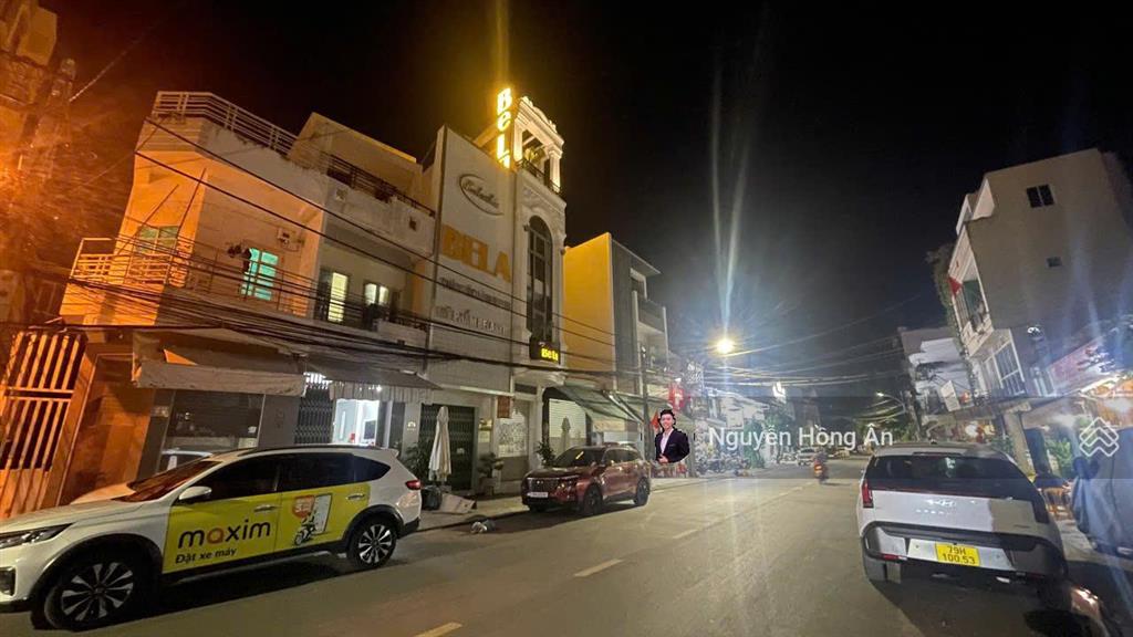 Bán nhà 4 tầng góc 2 mặt tiền đường thủy xưởng, cạnh lotte mart nha trang, giá tốt chỉ 7,5 tỷ