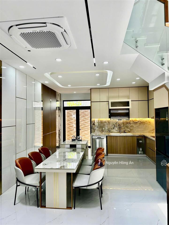 Bán nhà 3 tầng 2 mặt tiền kđt mỹ gia dt 100m2, full nội thất xịn, tiện ích đầy đủ, giá 8,99 tỷ tl