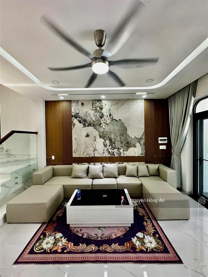 Bán nhà 3 tầng 2 mặt tiền kđt mỹ gia dt 100m2, full nội thất xịn, tiện ích đầy đủ, giá 8,99 tỷ tl