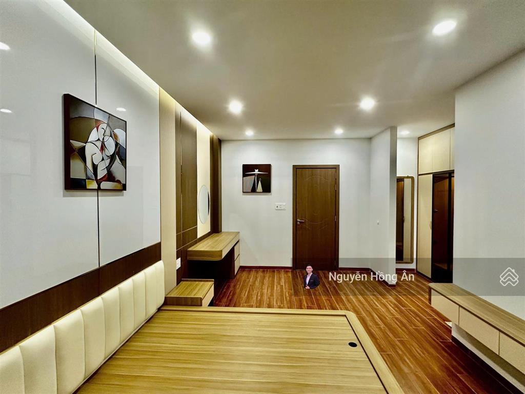 Bán nhà 3 tầng 2 mặt tiền kđt mỹ gia dt 100m2, full nội thất xịn, tiện ích đầy đủ, giá 8,99 tỷ tl