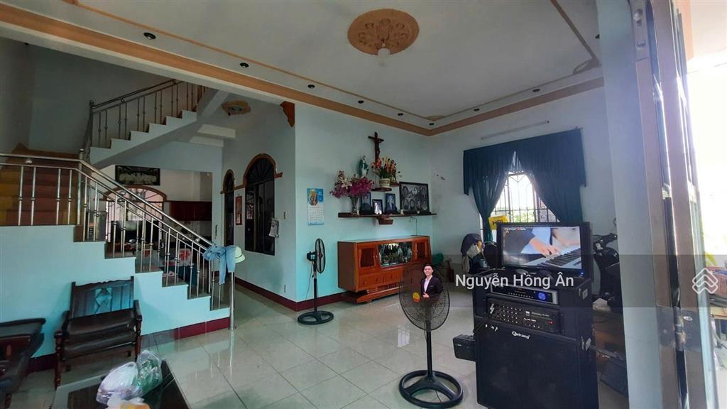 Bán nhà 3 tầng mặt tiền đường dương hiến quyền dt 292,7m2, đầy đủ tiện ích, gần biển, 90tr/m2 tl