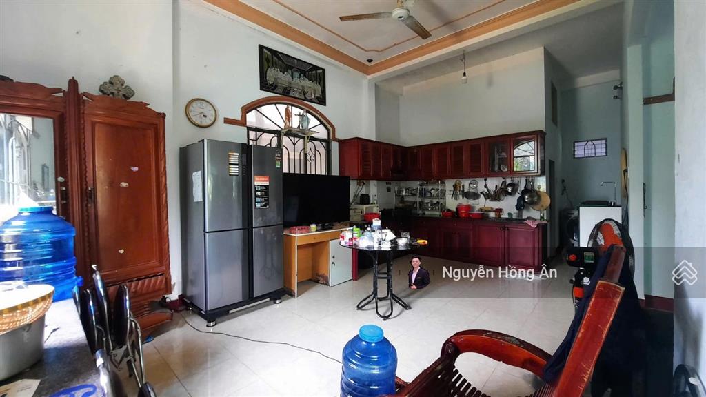 Bán nhà 3 tầng mặt tiền đường dương hiến quyền dt 292,7m2, đầy đủ tiện ích, gần biển, 90tr/m2 tl