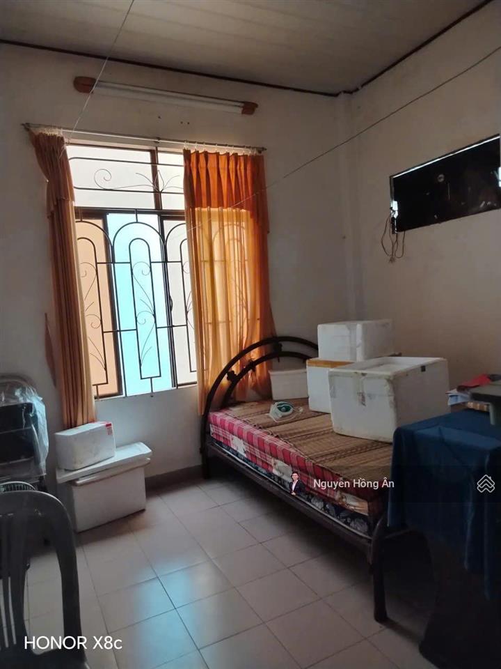 Bán nhà 2 tầng vừa ở vừa cho thuê phường lộc thọ dt 144m2, đường rộng 5m, cách biển 100m, 32,5 tỷ