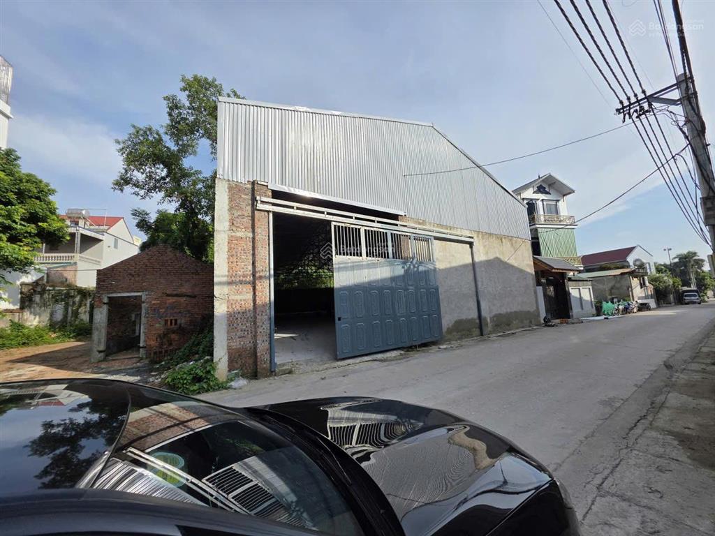 Cho thuê 720m2 nhà xưởng mới tinh, tại hòa lạc, 40 triệu/tháng