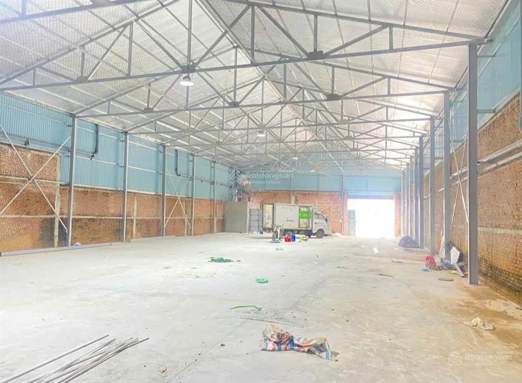 Cho thuê 720m2 nhà xưởng mới tinh, tại hòa lạc, 40 triệu/tháng