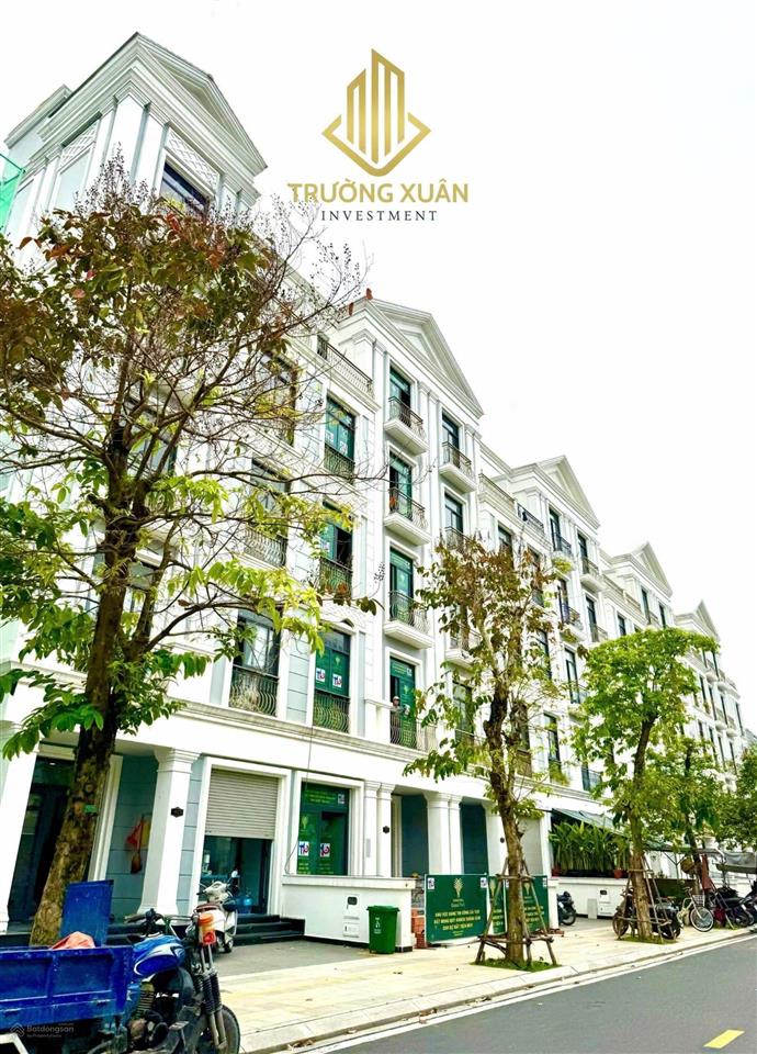 Sản phẩm giá hời! bán shophouse view đẹp, căn góc ngã tư đắc địa tại the manhattan, vin quận 9, hcm