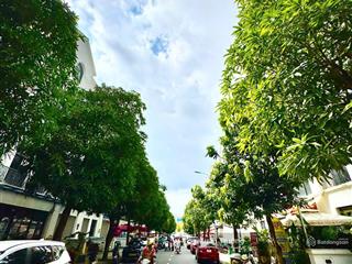 Gấp! cho thuê nhanh nhà phố thương mại vị trí đắc địa gần vincom megamall, công viên 36h, vinwonder