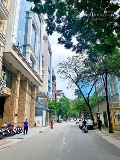 Hot  bán gấp nhà mp hoàng ngân, lô góc giá siêu rẻ 68m x 4t, mt 5.5m chỉ 24.2 tỷ