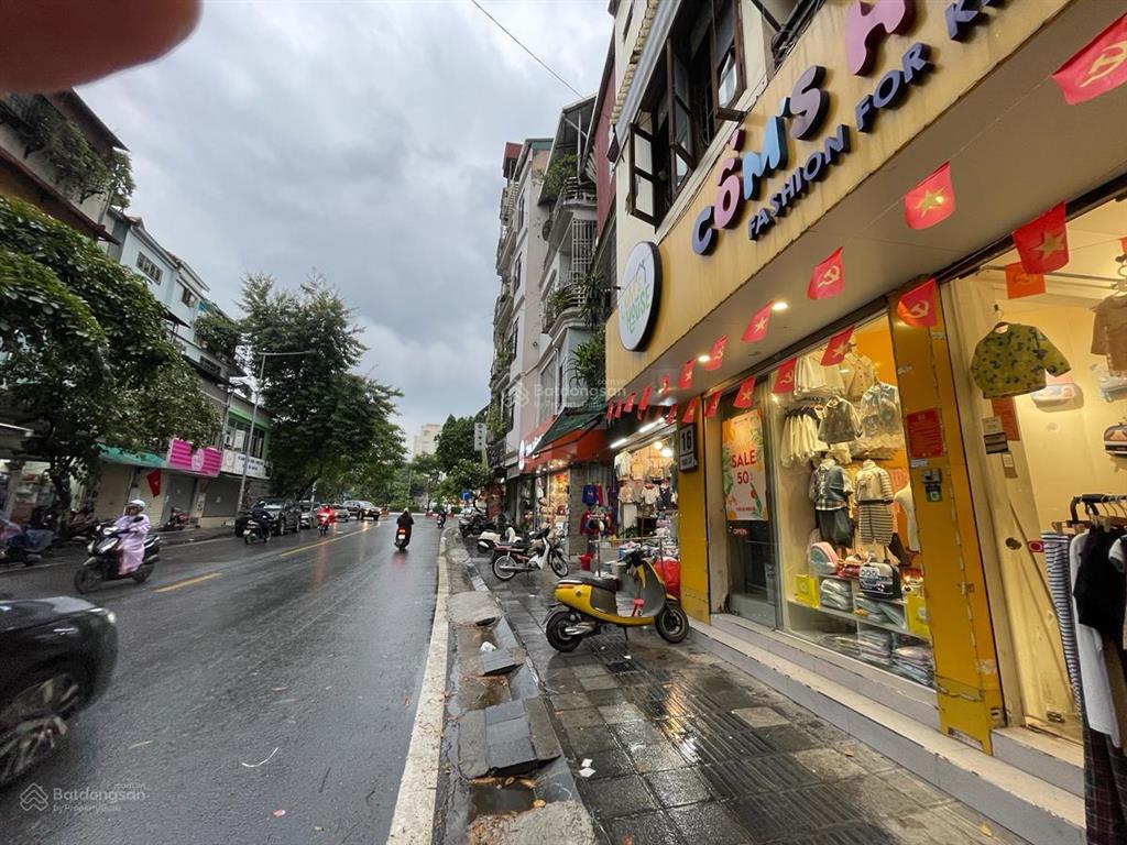 Hot  bán gấp nhà phố hoa lư, 5 tầng thang máy, gần phố, 50m ra công viên