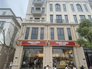 Cần bán căn góc tn10x đối diện 2 tòa chung cư mtr cao cấp vinhomes cổ loa, giá 4x tỷ