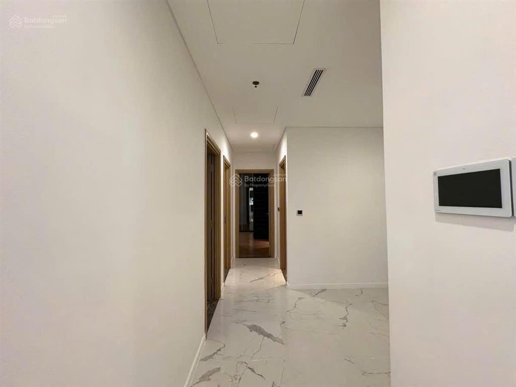 Chỉ 30 triệu  thuê căn hộ sarina sala 2pn 96m² ntcb, thoải mái thiết kế theo phong cách riêng