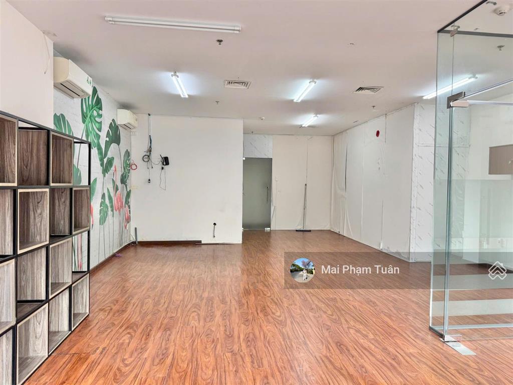 Cho thuê văn phòng khu đô thị sala 85m² căn góc  hoàn thiện máy lạnh, đèn điện chỉ 25 tr/tháng