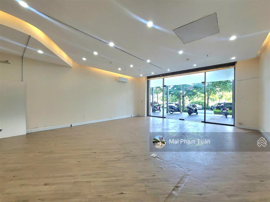 Cho thuê shophouse sarimi sala mặt tiền d9  trệt 2 lầu  phù hợp làm showroom, văn phòng cty