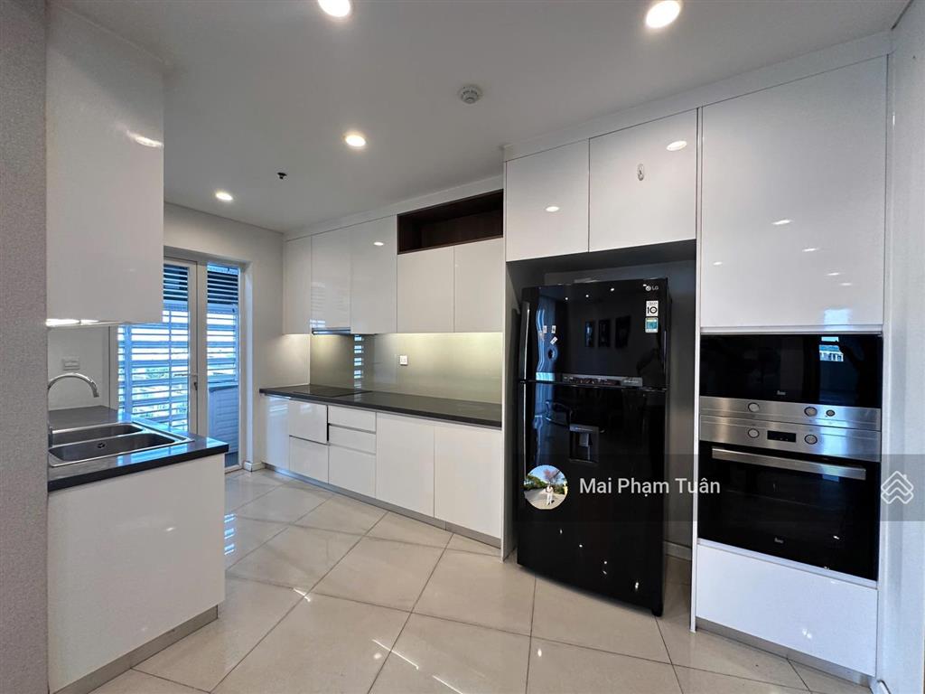 Cho thuê căn hộ 3 phòng ngủ sarimi sala 137m2, full nội thất, căn góc view công viên