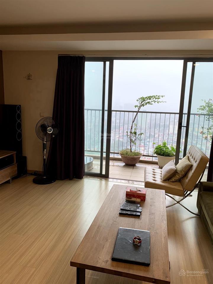 Bán chung cư 139m2 skycity tower 88 láng hạ