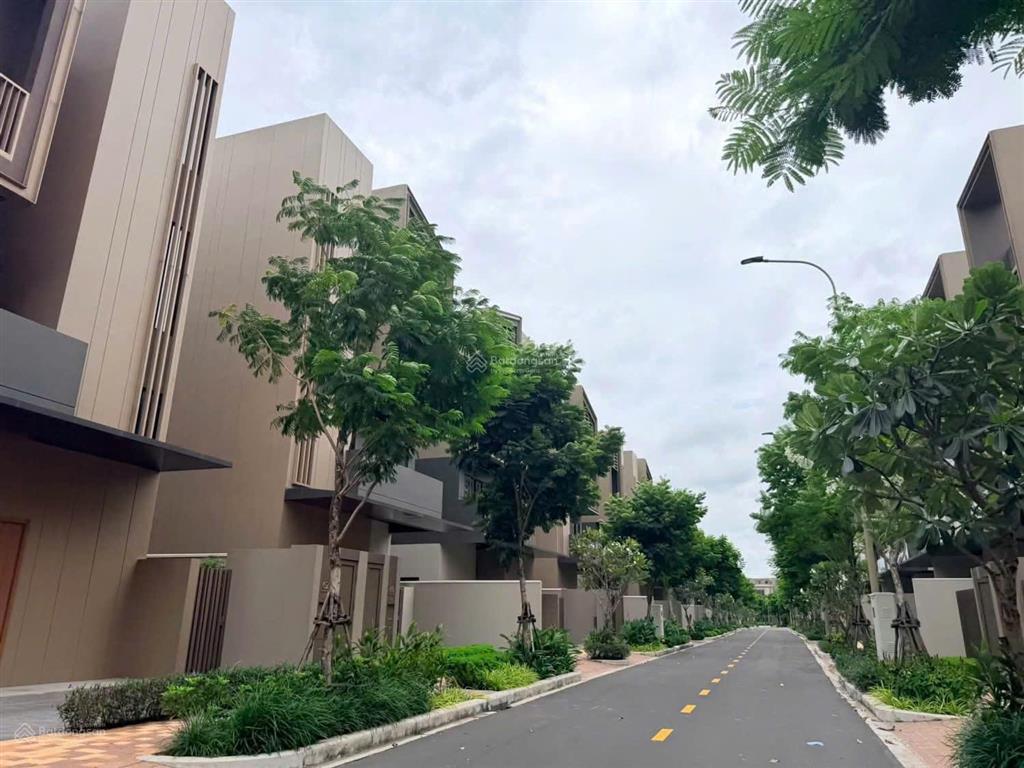 Biệt thự đơn lập view hồ giá tốt thị trường