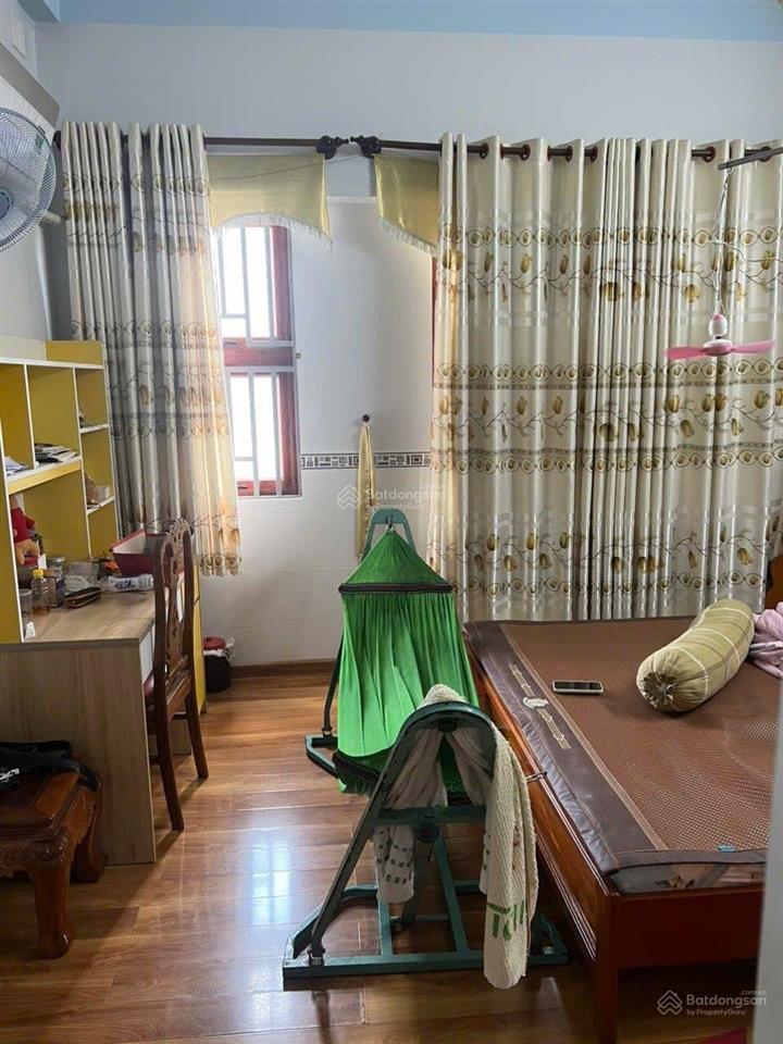 Bán nhà 3 tầng mặt tiền kinh doanh phường tân phú quận 9  100m2 giá 10 tỷ