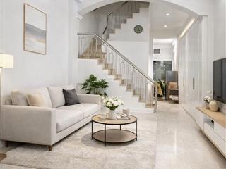 Nhà mặt tiền khu vip ít nhà bán  nay chủ cần bán gấp dưới 11 (khu này có nhà bán phải trên 11)