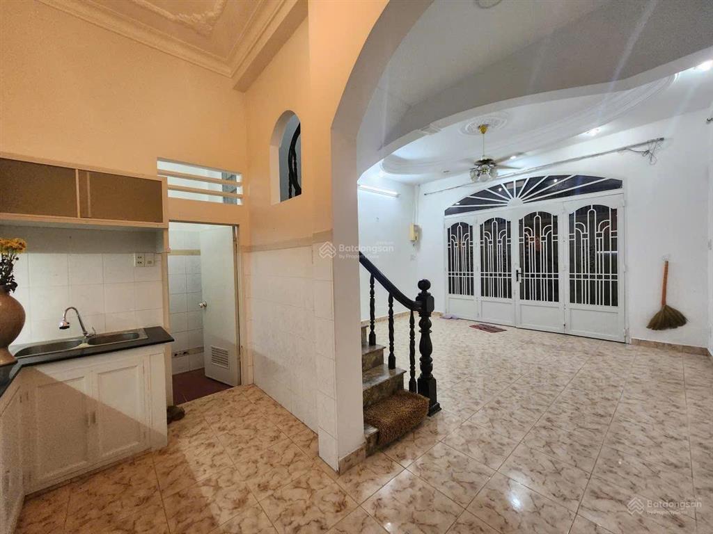 Nhà mới chính chủ chưa qua đầu tư, cách 10 bước chân là ra mặt tiền lê văn sỹ quận 3, chỉ 8ty7