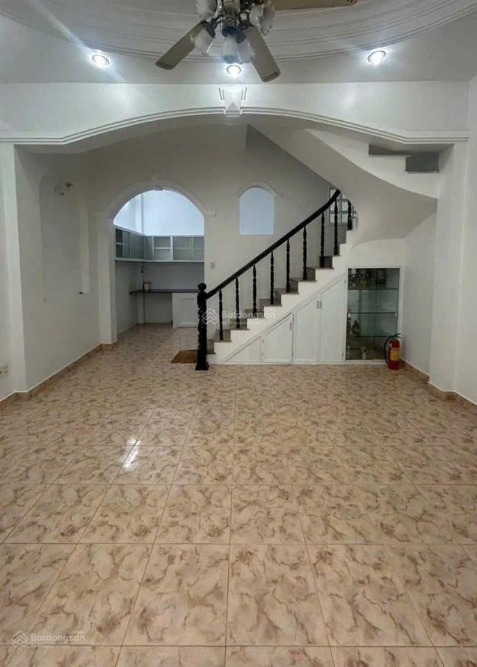 Nhà mới chính chủ chưa qua đầu tư, cách 10 bước chân là ra mặt tiền lê văn sỹ quận 3, chỉ 8ty7