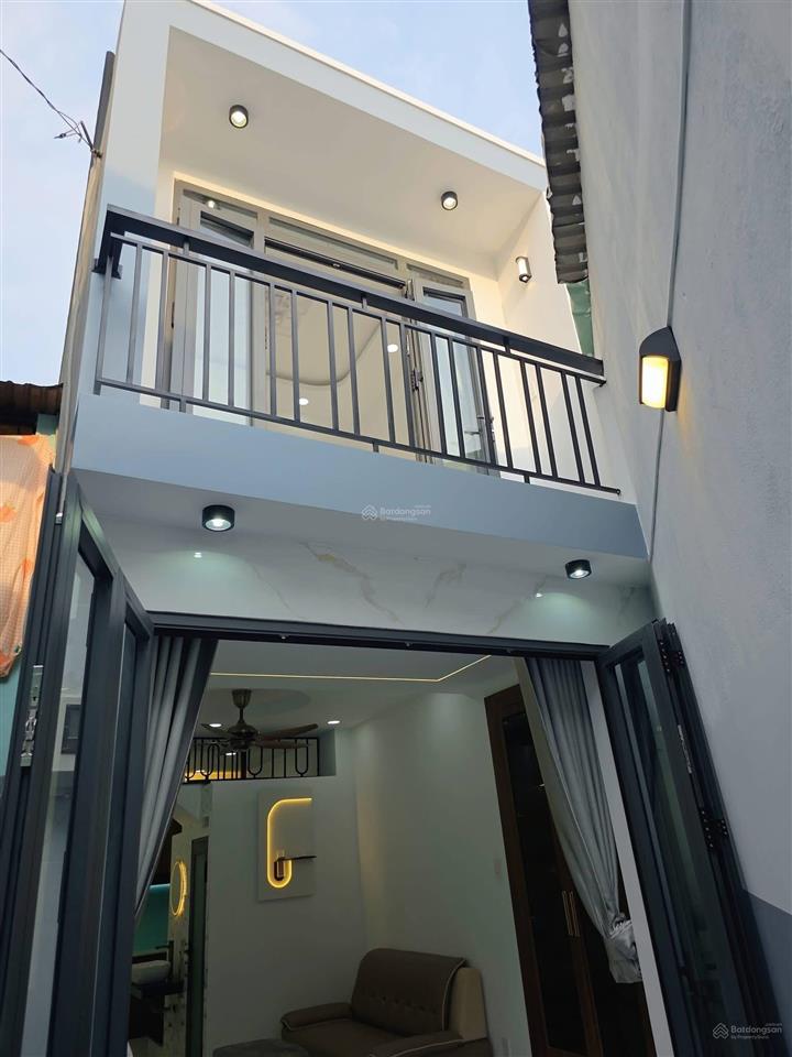 Nhà mới pháp lý chuẩn giá rẻ quân 11