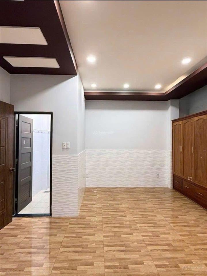 Mặt tiền kd nội bộ, dtích, hiếm ngang 6 mét, 71m2 không lộ giới gần chợ giáp tân phú, tân binh