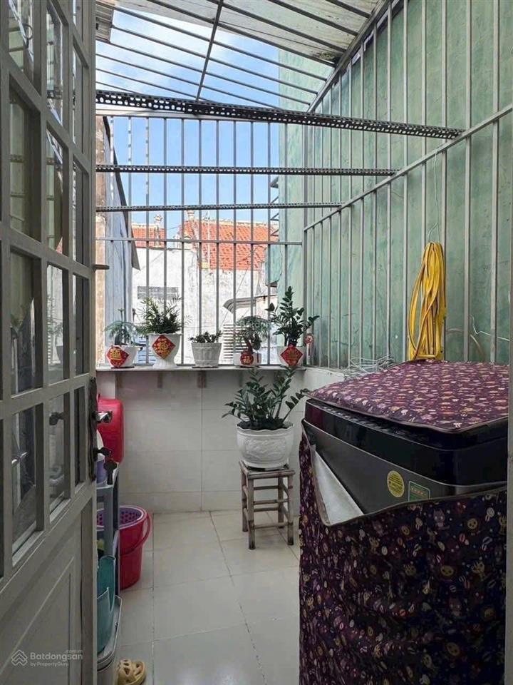 Quân 6 hẻm xe hơi nhà 3 tấm giáp quan 11 quân 5