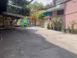 Nhà ngay vị trí vàng của quận 10, nhà sơn lại là như mới, sát hẻm ôto, vị trí vàng của quận 10