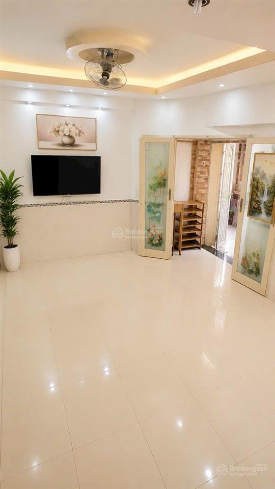 Nhà 1 sẹc ba đình p10 q8 cách mặt tiền oto đúng 1 căn nhà
