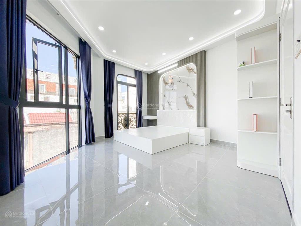 Nhà đẹp, ngang hiếm gần 7m, khu nhà cao tầng, an ninh, gần chợ hiệp tân, chợ ngã tư 4 xã