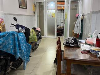 Nhà gần trường đại học y dược, hẻm 4m thẳng và thông, 4pn 6wc, phù hợp cho đại gia đình