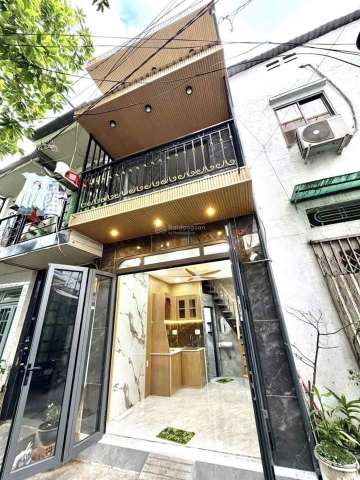 Nhà nhỏ phù hợp cho ba mẹ mua cho con học đại học hoặc cho thuê, 2 phòng ngủ thoáng mát. chỉ 2ty680