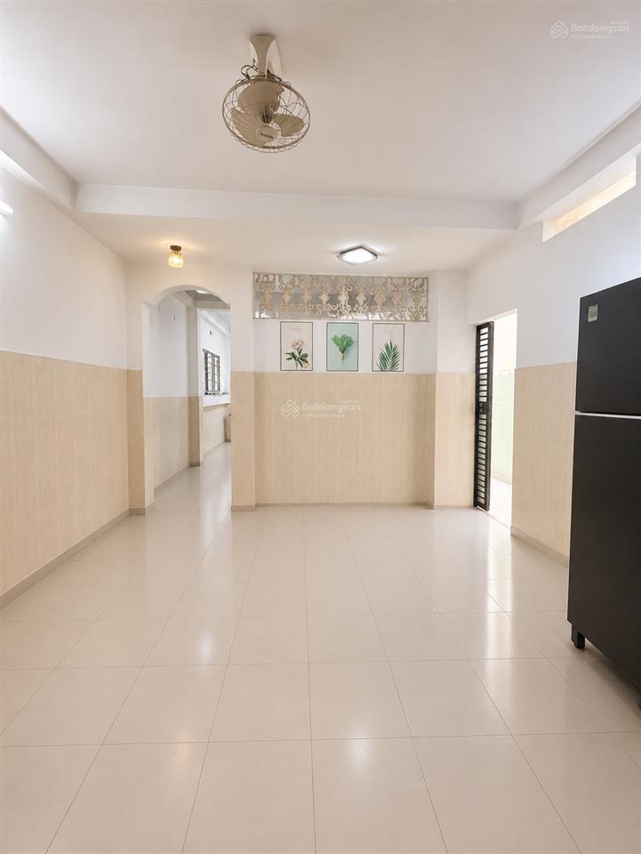  ngộp ngộp nhà chính chủ giảm mạnh từ 10ty8 còn 8ty7  quận 5  63m2  ngang 4.3m  4 tầng đúc