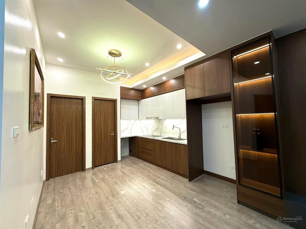 Góc hiếm cầu giấy căn hộ 3 phòng ngủ, full nội thất đẹp xịn tại cc cán bộ bộ kế hoạch & đầu tư.