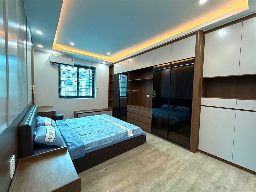 Góc hiếm cầu giấy căn hộ 3 phòng ngủ, full nội thất đẹp xịn tại cc cán bộ bộ kế hoạch & đầu tư.