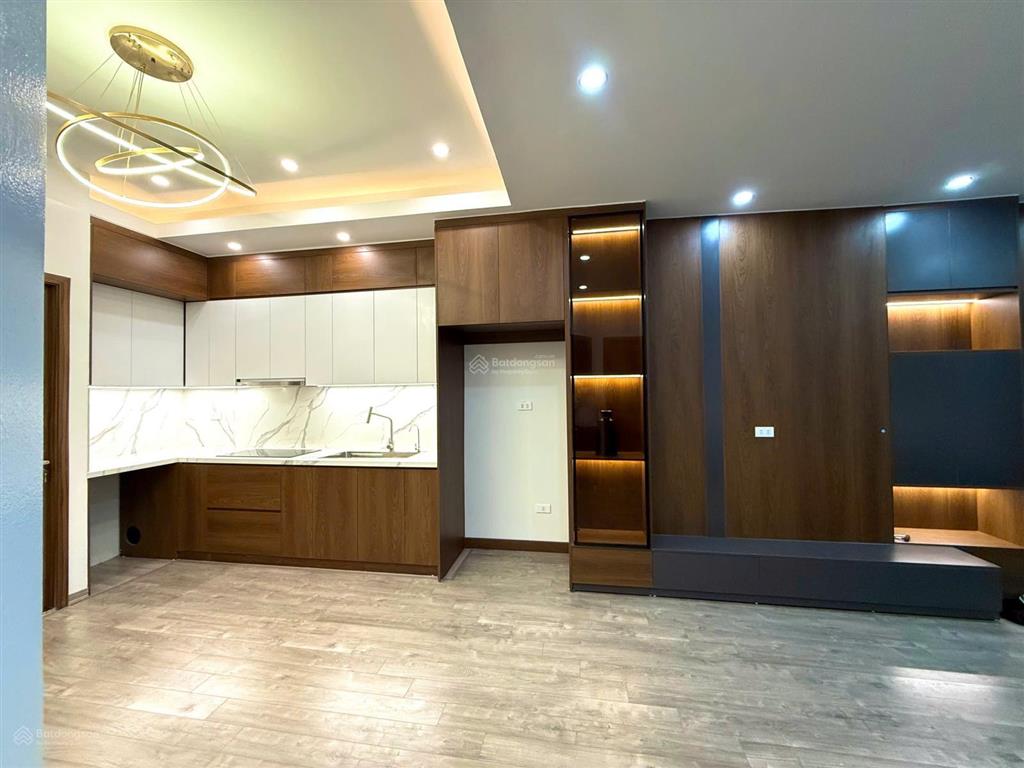 Góc hiếm cầu giấy căn hộ 3 phòng ngủ, full nội thất đẹp xịn tại cc cán bộ bộ kế hoạch & đầu tư.