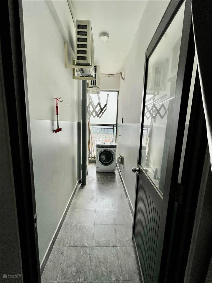 Cần bán căn 2pn, 1wc  52m2  chung cư thủ thiêm garden  đã có sổ hồng tầng cao view đẹp