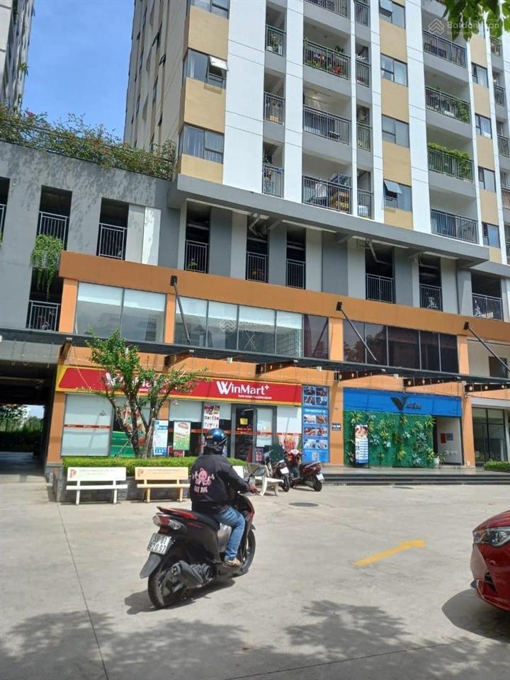 Cần bán căn 2pn, 1wc  52m2  chung cư thủ thiêm garden  đã có sổ hồng tầng cao view đẹp