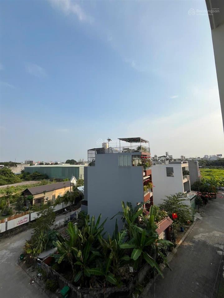 Hạ mạnh 600 triệu bán rẻ nhà 4 tầng, đã hoàn công, dt 50m2, dtsd gần 150m2, 1 sẹc bưng ông thoàn