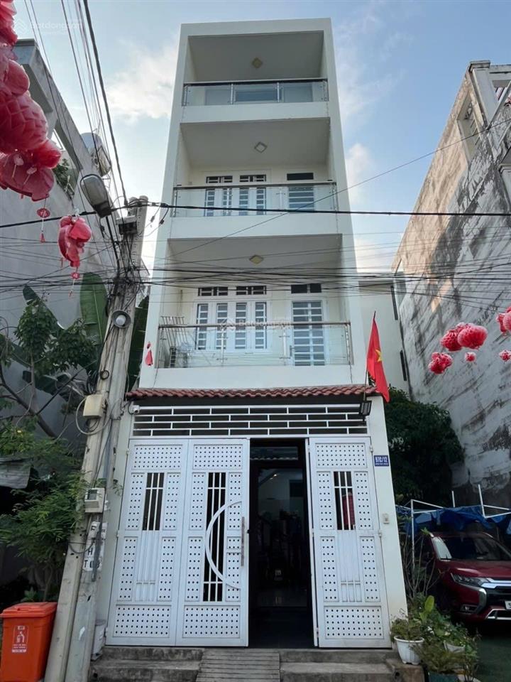Hạ mạnh 600 triệu bán rẻ nhà 4 tầng, đã hoàn công, dt 50m2, dtsd gần 150m2, 1 sẹc bưng ông thoàn