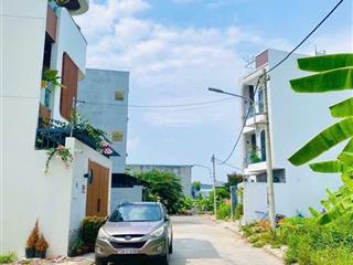 Hạ giá 500tr bán gấp lô góc trục chính b1  107m2  đường số 21 nguyễn xiển sát vinhomes quận 9