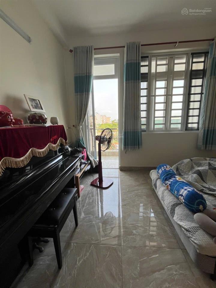 Cho thuê nhà riêng 4 tầng tại bưng ông thoàn sát villapark, 12 triệu, 150m2 với 4pn, 3wc full nt